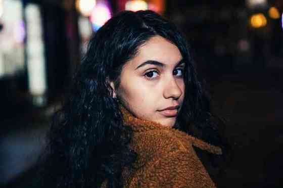 Alessia Cara Height, Age, Net Worth, Affair, Career, and More