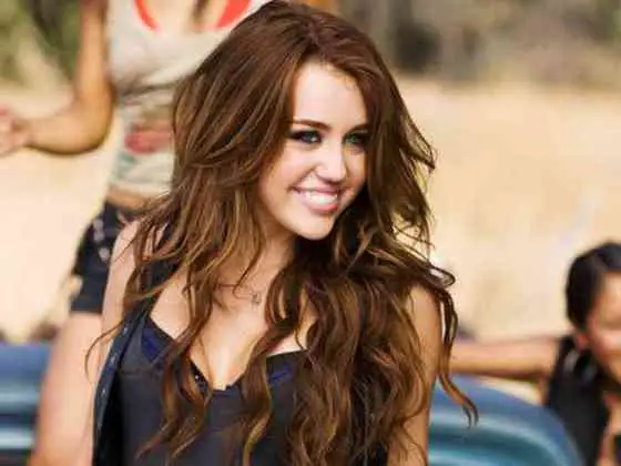 Miley Cyrus Height, Age, Net Worth, Affair, Career, and More