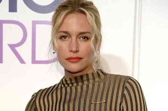 Piper Perabo Age, Net Worth, Height, Affair, Career, and More