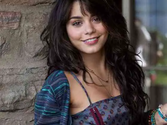 Vanessa Hudgens Net Worth, Height, Age, Affair, Career, and More