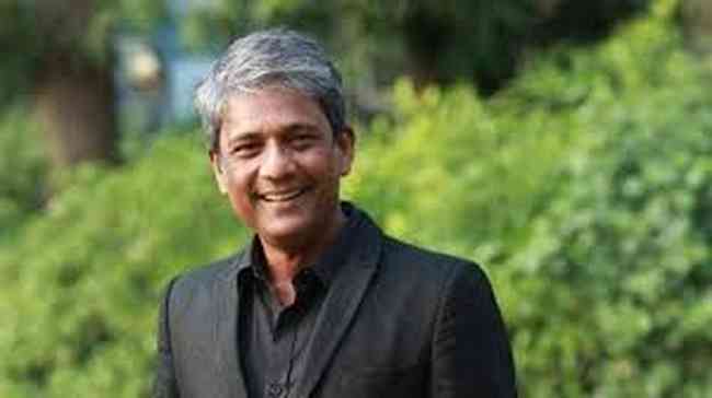 Adil Hussain Age, Net Worth, Height, Affair, Career, and More
