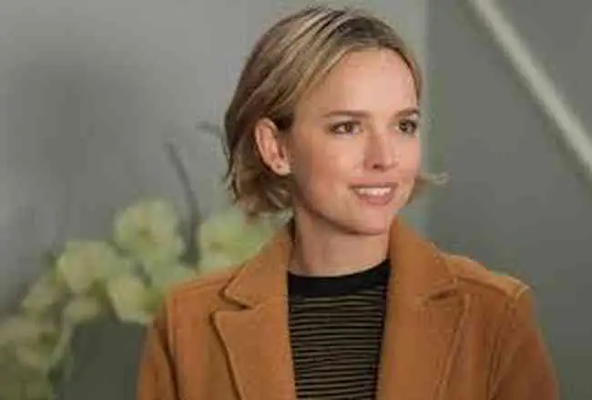 Allison Miller Age, Net Worth, Height, Affair, Career, and More