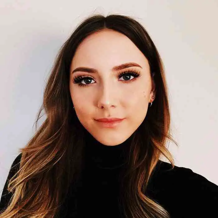 Hailie Jade Mathers Net Worth, Height, Age, Affair, Career, and More