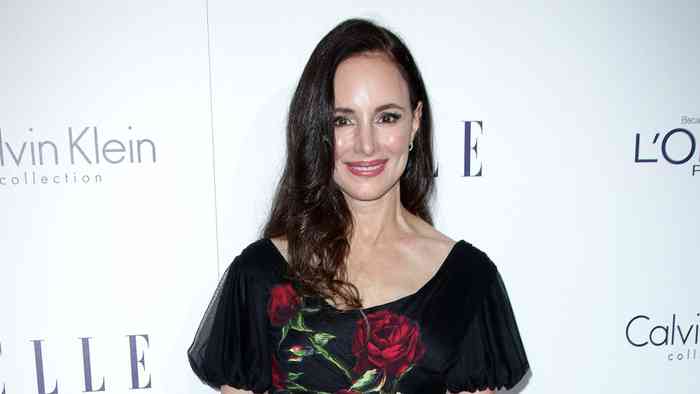 Madeleine Stowe Height, Age, Net Worth, Affair, Career, and More