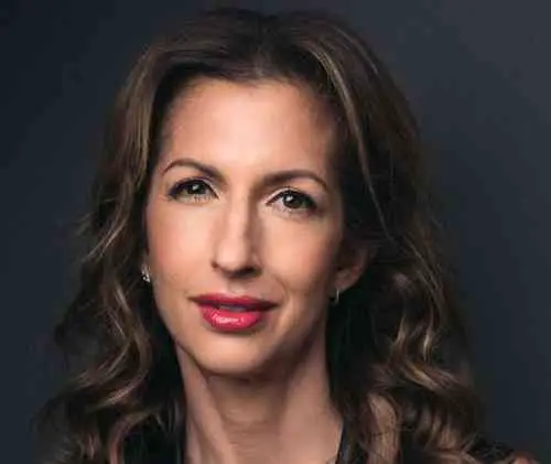 Alysia Reiner Age, Net Worth, Height, Affair, Career, and More