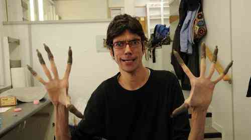 Javier Botet Net Worth, Height, Age, Affair, Career, and More