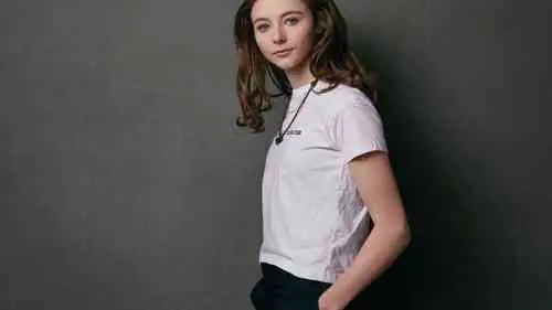 Thomasin McKenzie Net Worth, Height, Age, Affair, Career, and More
