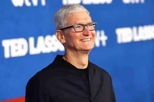 Tim Cook Height, Age, Net Worth, Affair, Career, and More