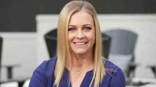 Melissa Joan Hart Age, Net Worth, Height, Affair, Career, and More