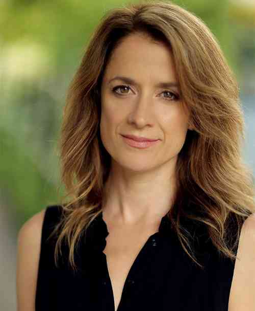 Raquel Cassidy Age, Net Worth, Height, Affair, Career, and More