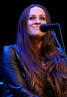 Alanis Morissette Net Worth, Height, Age, and More
