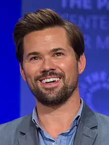 Andrew Rannells Height, Age, Net Worth, More