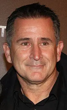 Anthony LaPaglia Age, Net Worth, Height, Affair, and More