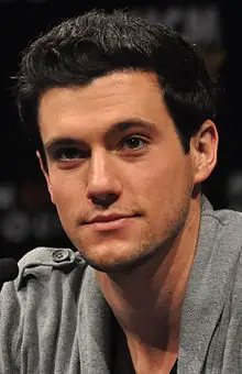 Drew Roy Height, Age, Net Worth, More