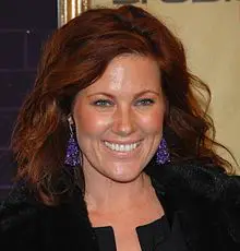 Elisa Donovan Net Worth, Height, Age, and More