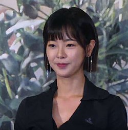 Go Won-hee Age, Net Worth, Height, Affair, and More