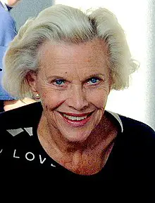 Honor Blackman Net Worth, Height, Age, and More