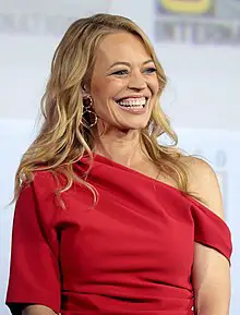 Jeri Ryan Age, Net Worth, Height, Affair, and More