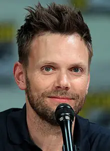 Joel McHale Net Worth, Height, Age, and More