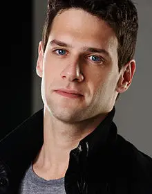 Justin Bartha Net Worth, Height, Age, and More