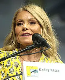 Kelly Ripa Age, Net Worth, Height, Affair, and More