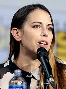 Laura Bailey Height, Age, Net Worth, More
