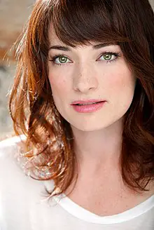 Laura Michelle Kelly Height, Age, Net Worth, More