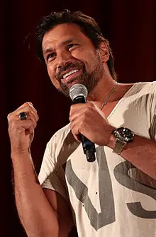 Manu Bennett Age, Net Worth, Height, Affair, and More