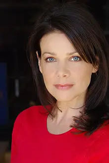 Meredith Salenger Net Worth, Height, Age, and More