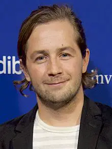 Michael Angarano Age, Net Worth, Height, Affair, and More