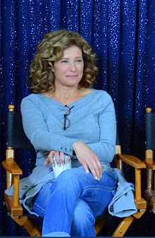 Nancy Travis Age, Net Worth, Height, Affair, and More