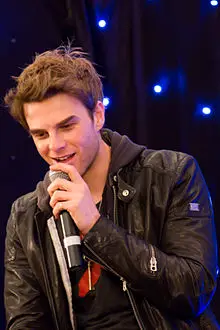 Nathaniel Buzolic Age, Net Worth, Height, Affair, and More