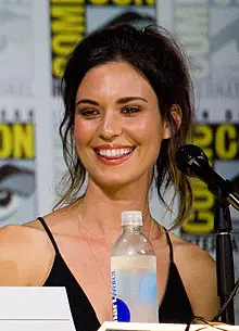 Odette Annable Height, Age, Net Worth, More