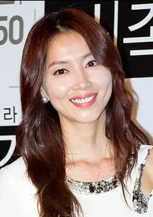 Oh Yoon-ah Net Worth, Height, Age, and More