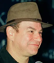 Robert Wuhl Age, Net Worth, Height, Affair, and More