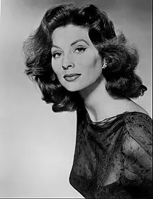 Suzy Parker Net Worth, Height, Age, and More
