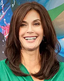 Teri Hatcher Age, Net Worth, Height, Affair, and More
