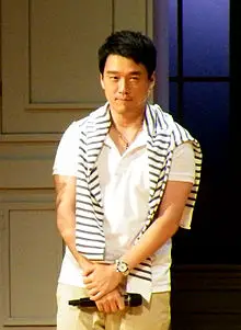 Wang Yaoqing Biography